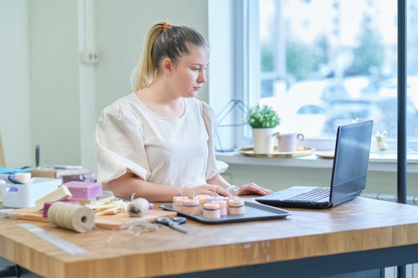 Démarrez votre activité de dropshipping en 2 jours chrono